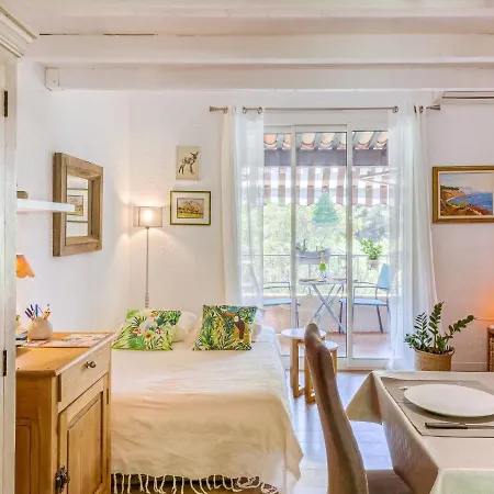 Studio Hauts De La Madrague-12